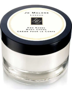 Red Roses Scented Candle 200g 5 Red Roses Scented Candle 200g -Kurtgeiger Store 701 10020 PRODL28A01 M 1