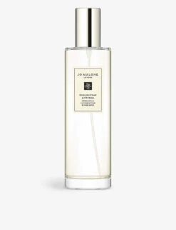 English Pear & Freesia Room Spray 100ml