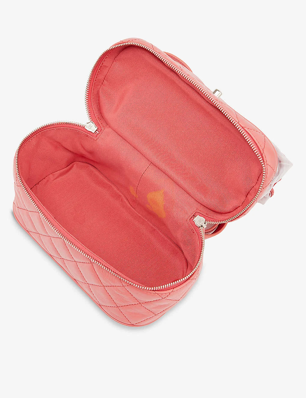 Pre-loved Chanel Backpack 4 Pre-loved Chanel Backpack - Image 4